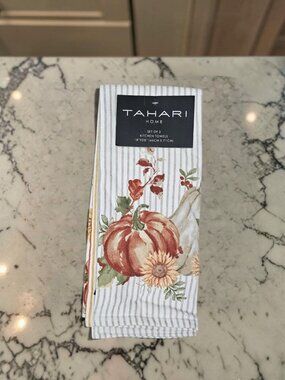 Tahari Home set of 3 Kitchen Towels New Pumpkin and Sunflowers 18" X 28"